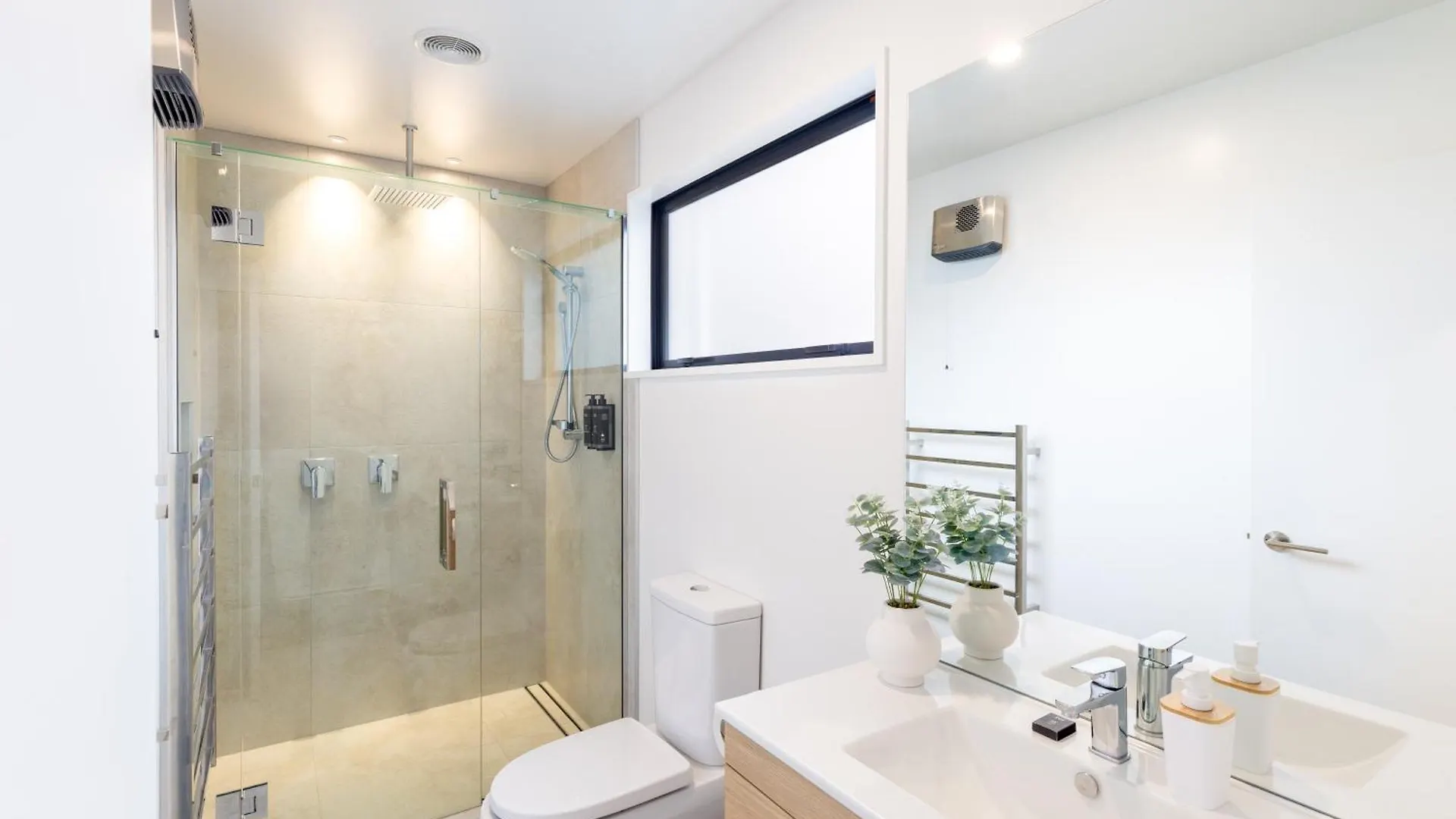 Chatham Street - Christchurch Holiday Homes
